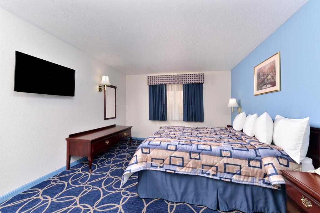 Americas Best Value Inn And Suites Houston/Northwest Brookhollow Habitación foto